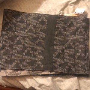 MK infinity scarf